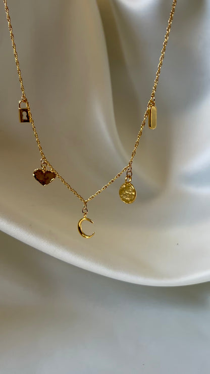 Charmful Necklace in Moonspell