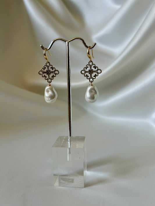 Sonata Earrings